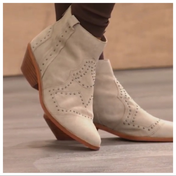 Vince Camuto Shoes - Vince Camuto Tamera Western leather studded ankle boot / NEW